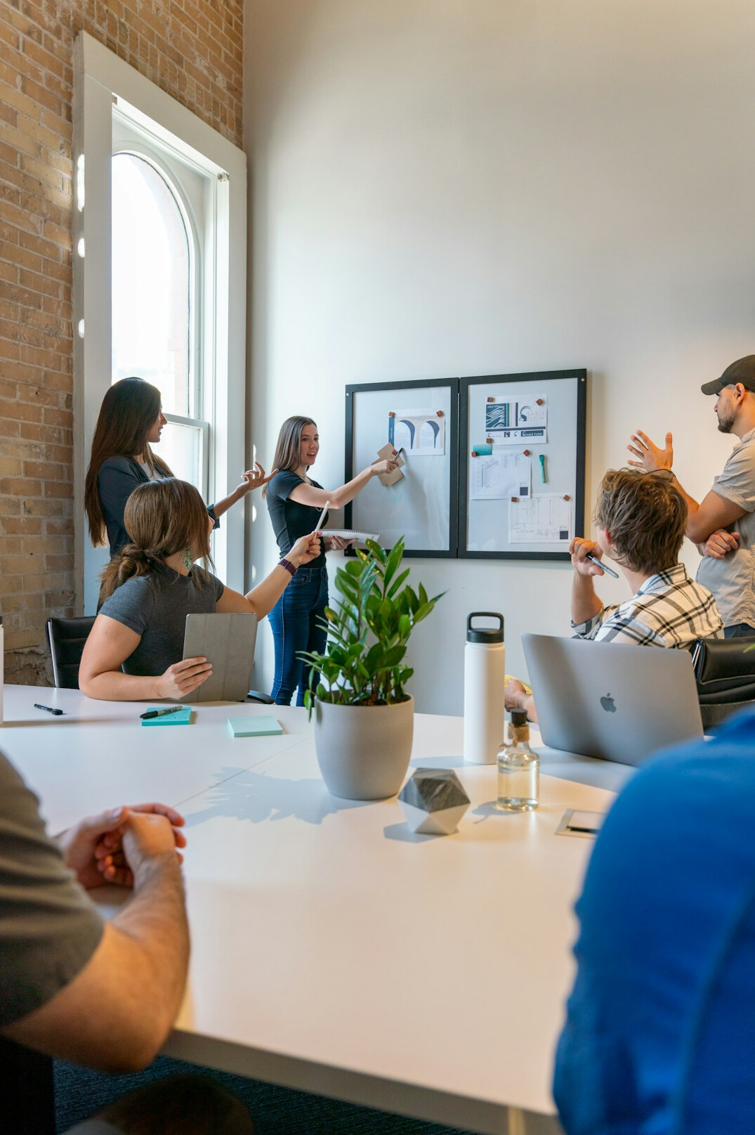 team collaboration meeting